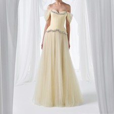 A-line Women's Evening Dress Floor-length Off The Shoulder Sleeveless Prom Gowns