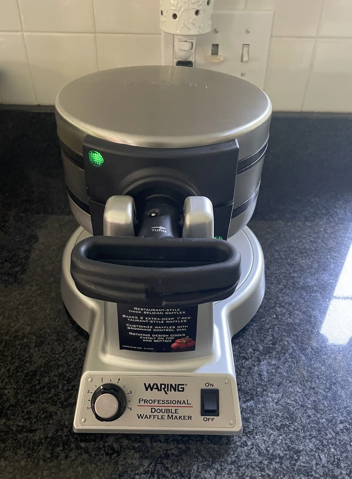 Waring Pro Professional Double Belgian Waffle Maker WMK600 Stainless Working