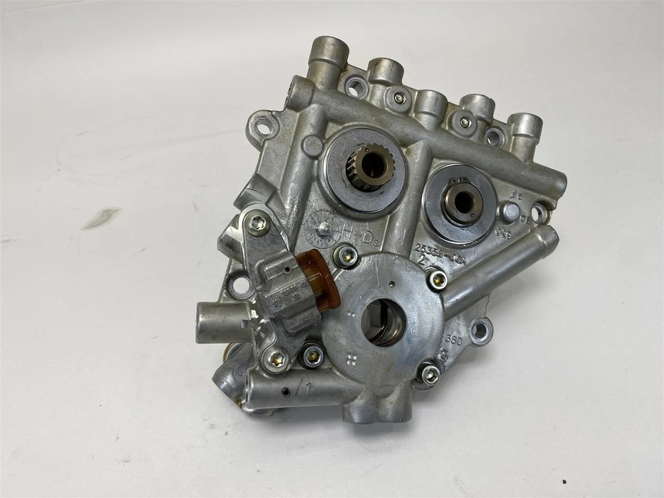 Harley-Davidson Softail Slim 2013 placa de árbol de levas y conjunto de bomba de aceite 103" Foto 2 de 4