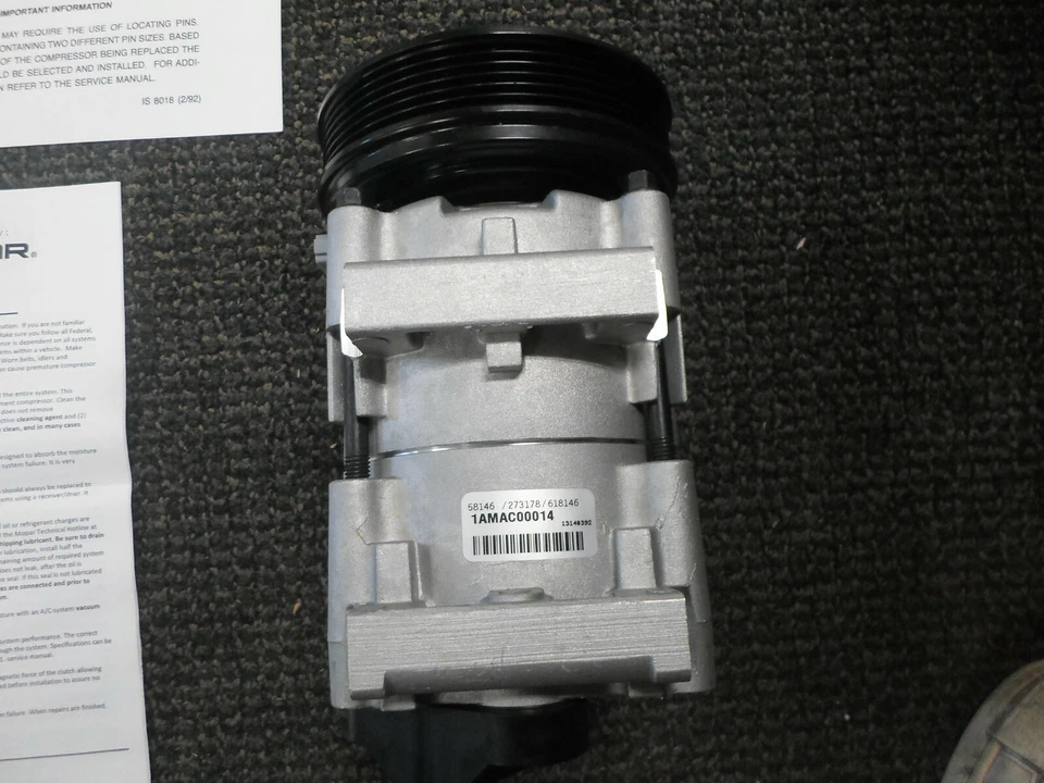 Compresor de aire acondicionado Ford Tauros 1996-2000 Magneti Marelli Mopar NOS Foto 2 de 4