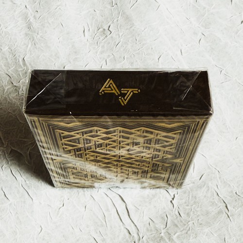 Perceptions Playing Cards Limited Edition Gold Foil Art Deco Deck Sealed 300/100 - Picture 4 of 6