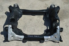 2014 W218 MERCEDES CLS63 E63 S AMG 4 MATIC FRONT SUBFRAME SUB FRAME CROSS MEMBER