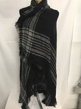 14TH & UNION BLANKET WRAP HERRINGBONE LINED FRINGE PASHMINA SHAWL BLACK GRAY $40