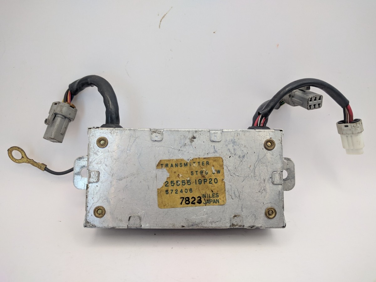 1984-1989 Nissan 300ZX Z31 Steering Wheel Transmitter Module