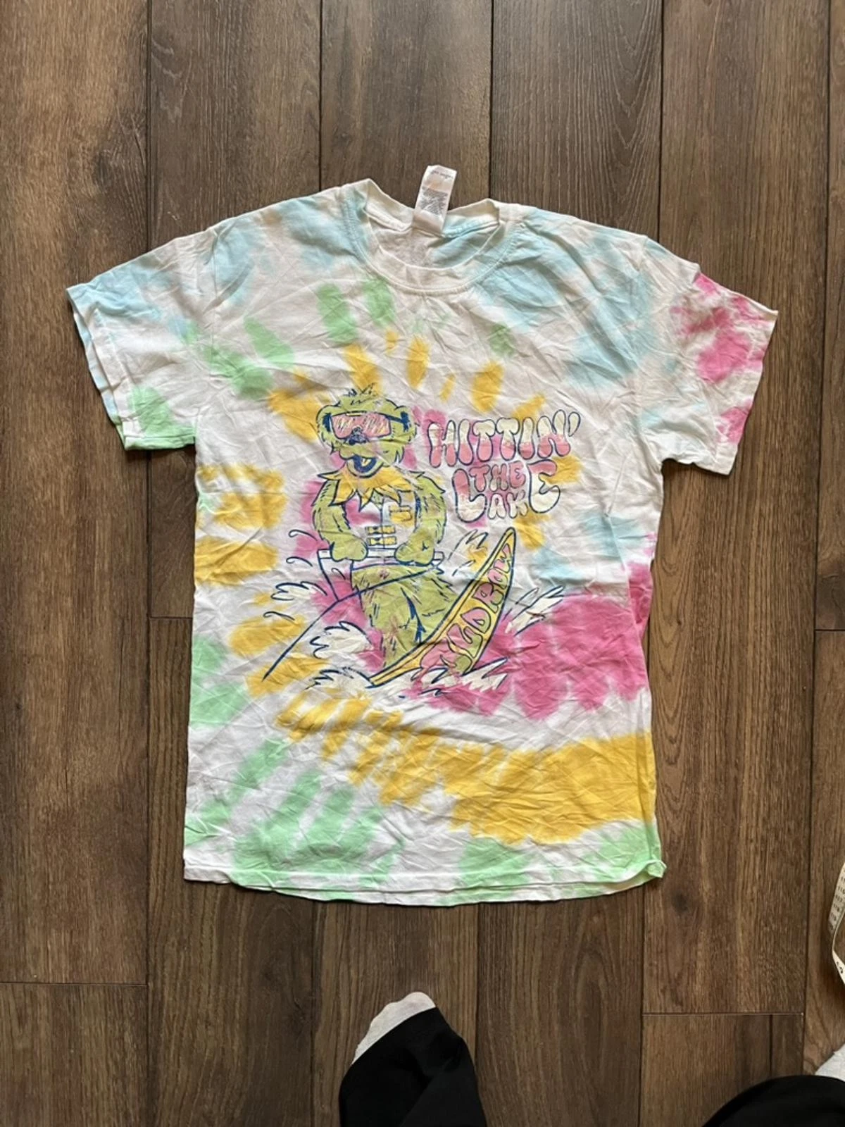 Vintage Tie-Dye Graphic Tshirt Size S Retro Camping American Lake Cartoon 90s