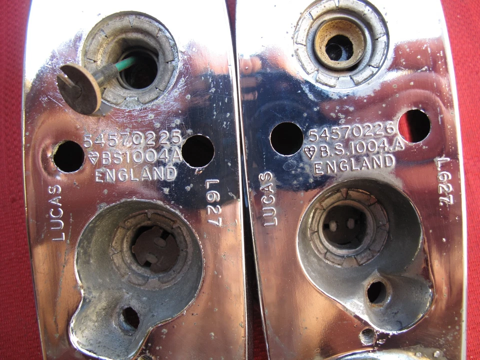 Par de luces traseras cromadas Lucas Jaguar MKII XK150 MK9 Foto 4 de 4