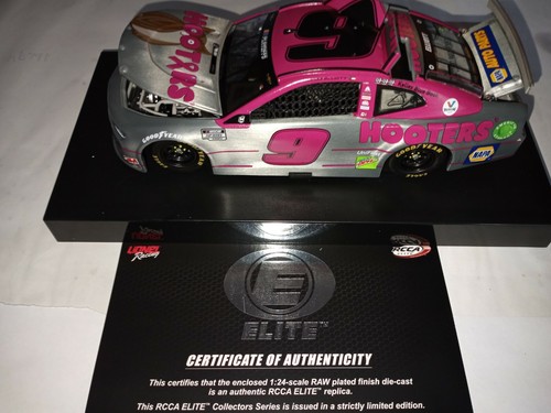 2020 CHASE ELLIOTT Hooter's "Give A Hoot" Raw Special Finish 52/62 Produced - Picture 2 of 8