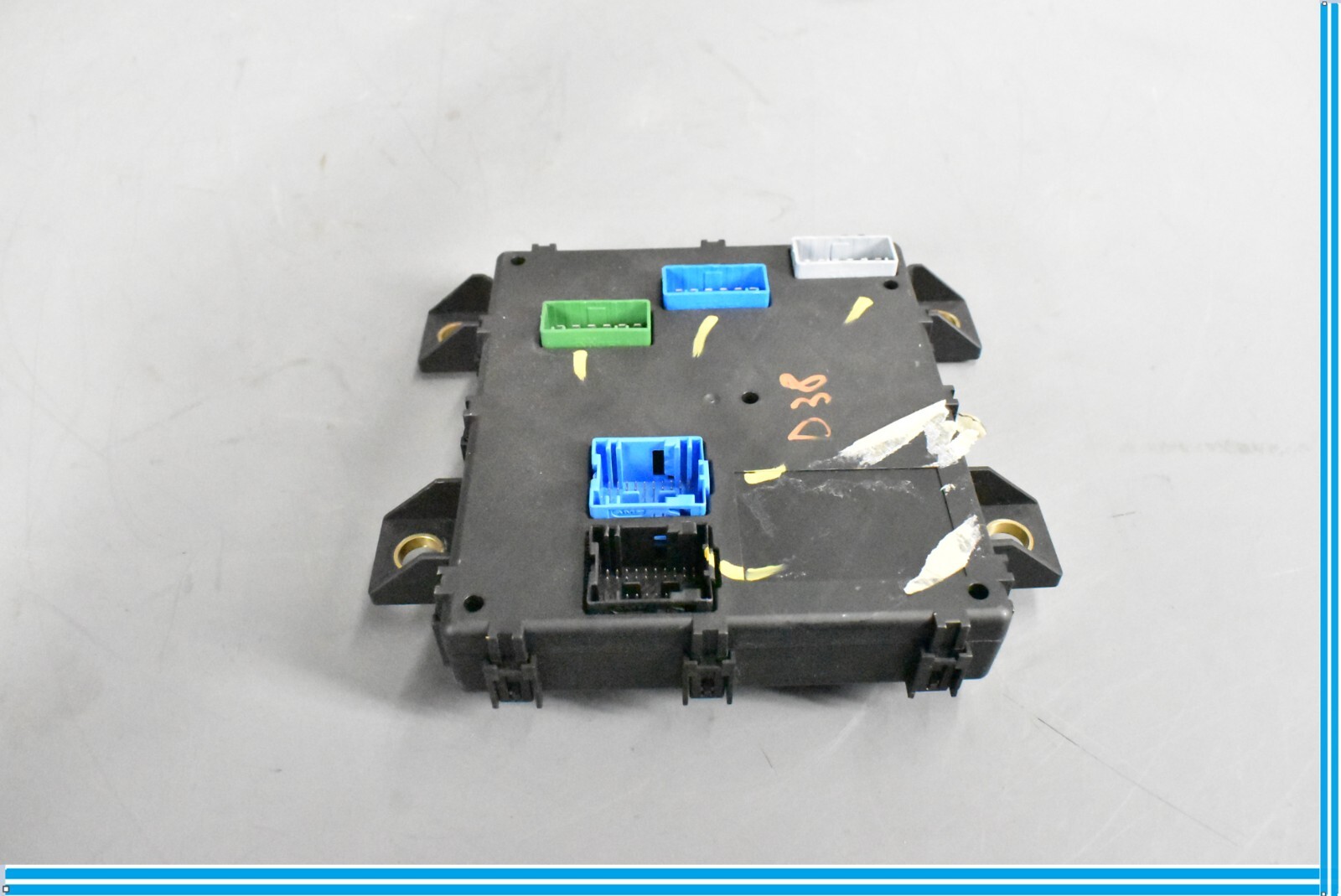 Maserati Quattroporte 2004-2013 Rear Trunk latch
