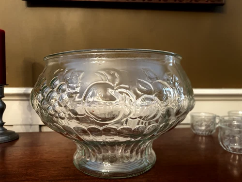 Vintage Jeanette glass punch bowl with 7 matching cups. Fruit pattern