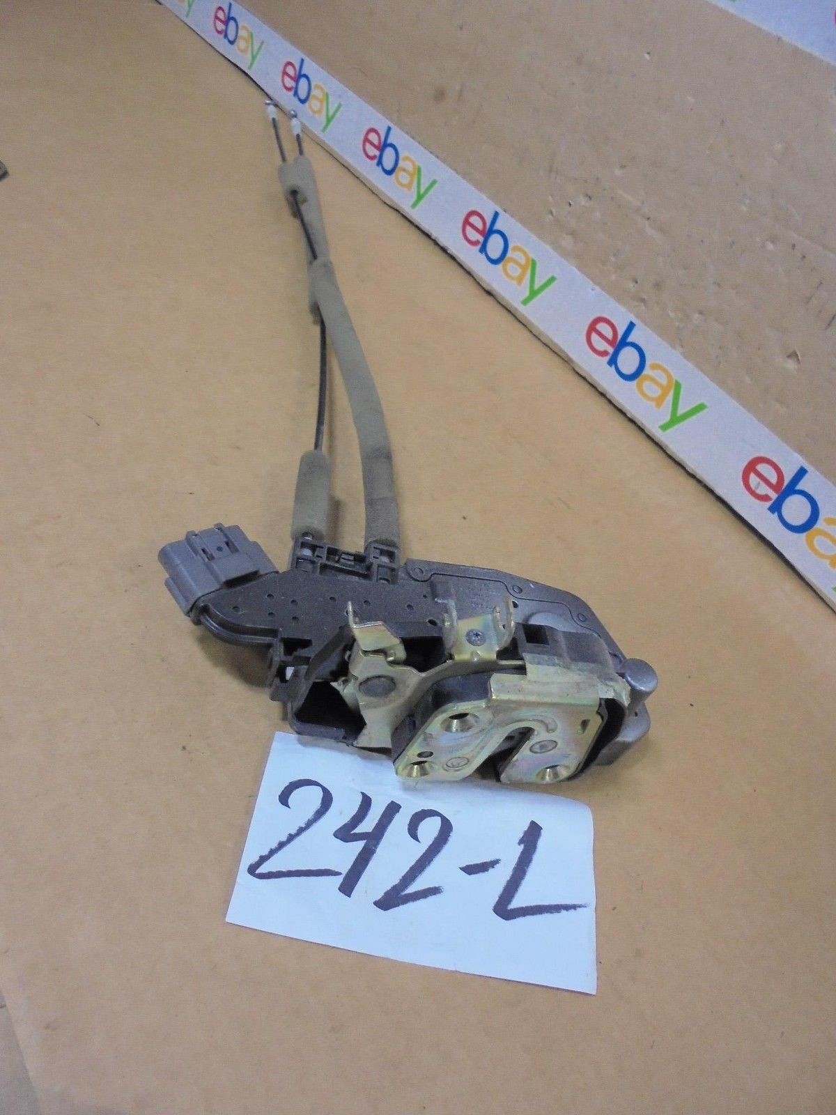 06 07 08 INFINITI M45 REAR DRIVER Door Latch Power Lock #242-L