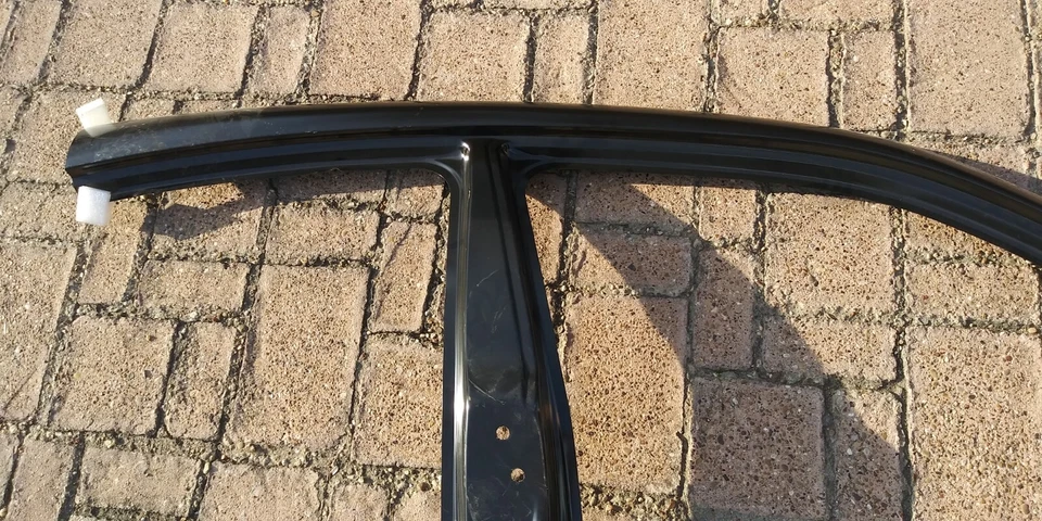 Dodge Charger 2015-2022 carrocería panel de apertura lateral 68265440AG OEM Foto 2 de 4