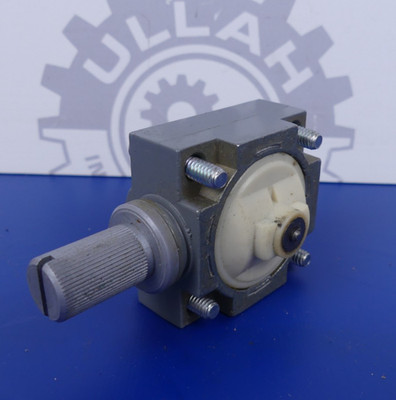 Schneider Electric T10 S007 Turret Head Square D