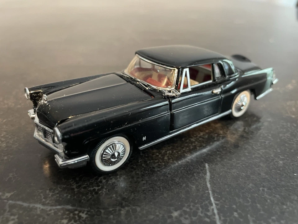 Franklin Mint 1956 Lincoln Continental Mark II cupé escala 1/43 diecast réplica Foto 2 de 4