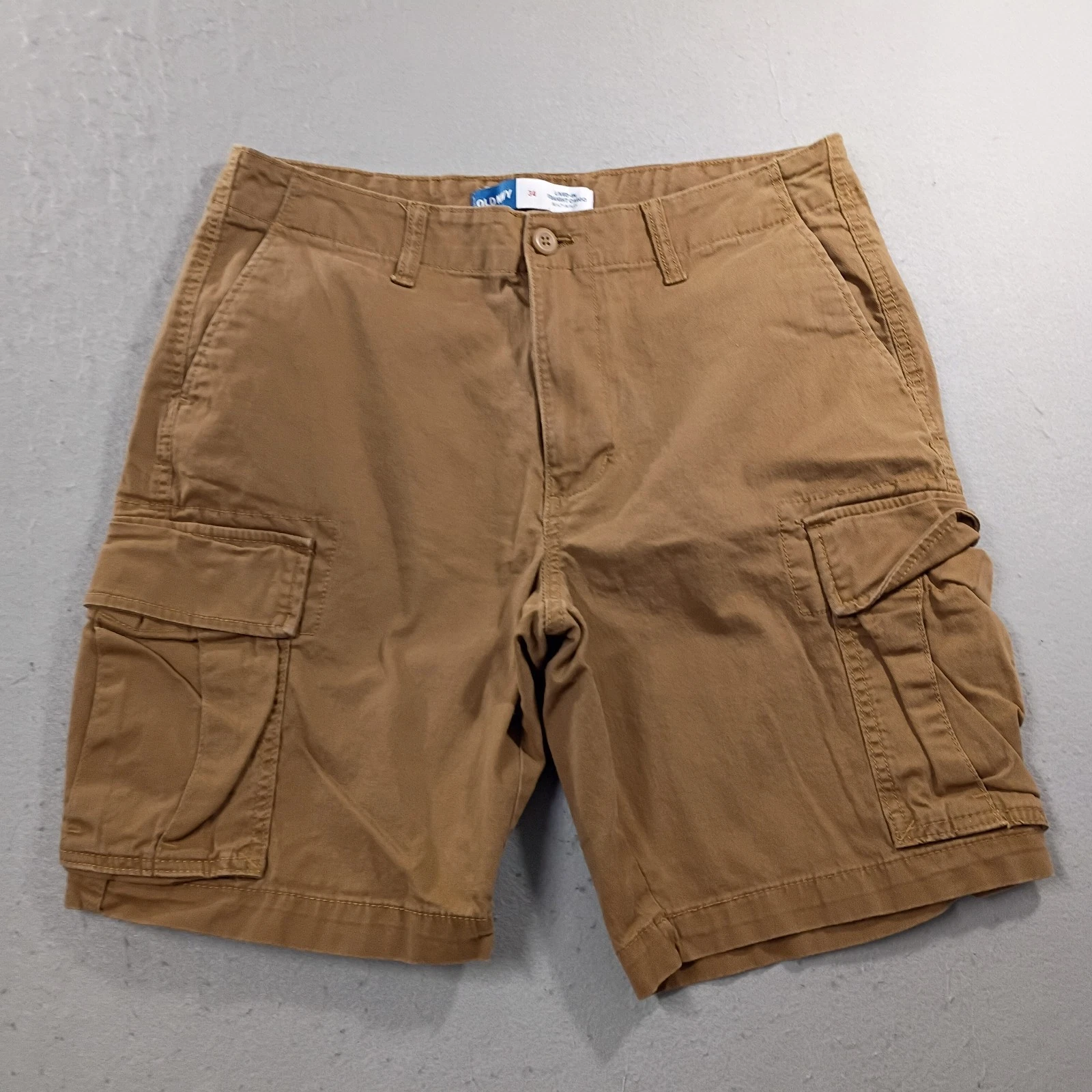 Old Navy Lived-In Straight Cargo Shorts Mens Flat Front Hiking Khaki Brown Sz 35