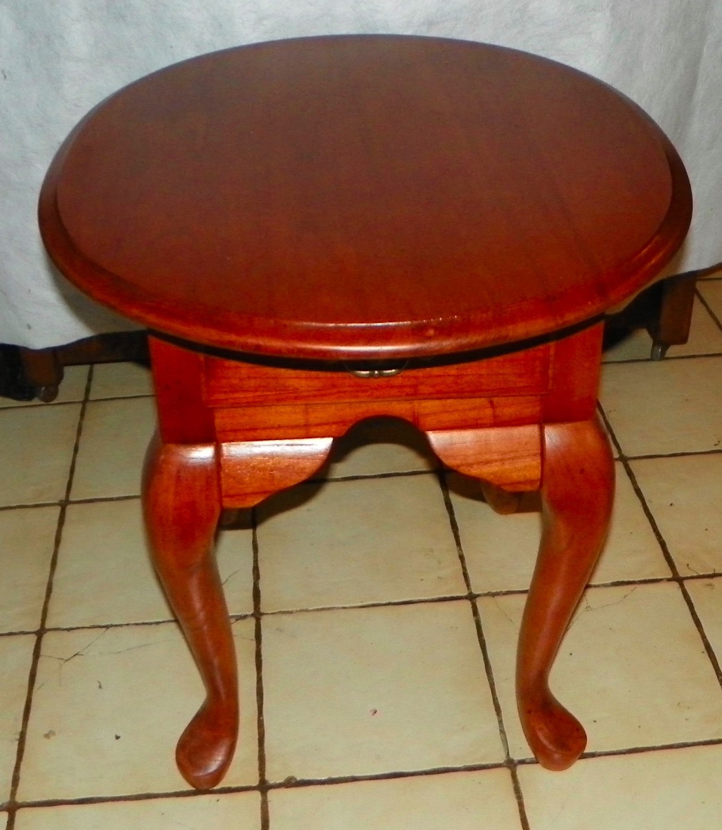 cherry wood side table / アルフレックス北欧ヴィンテージ cherry wood side table / アルフレックス北欧ヴィンテージ