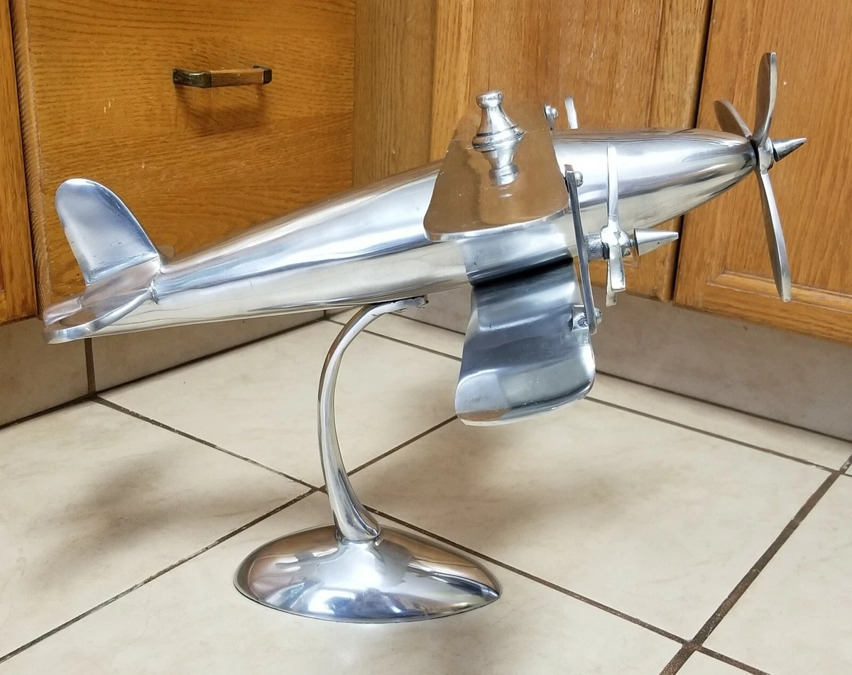 Airplane metal desk outlet