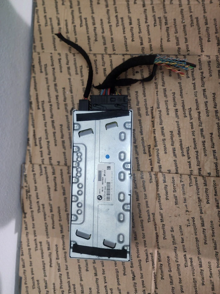 Amplificador HiFi superior BMW X6 E71 2011 OEM 9221624 Lear 2007-2013 X5 X6 Foto 3 de 4