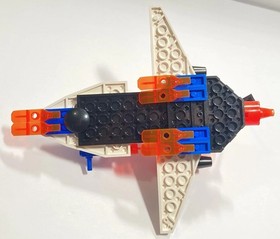 LEGO 6879 Ice Planet Blizzard Baron Complete With Instructions Retired From 1993