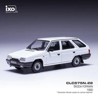 IXO CLC575N 1:43 Skoda Forman 1990 Weiß Modellauto Gussmodell