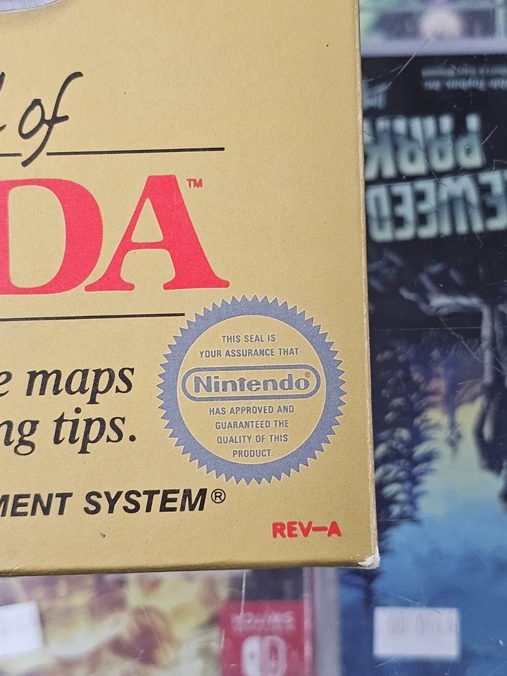 The Legend of Zelda Nintendo NES 1987 Complete CIB Game Manual Map Box Authentic - Image 4 of 4