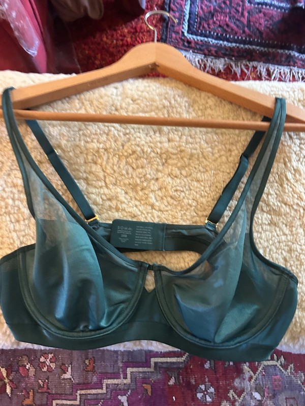 soma unbelievable lift bra 38B forest green new with tags