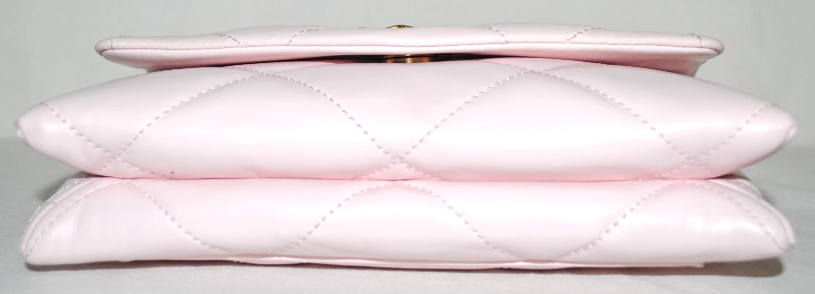 Portafoglio Tory Burch Kira Chevron Chain Rosa (vedi condizioni) $398