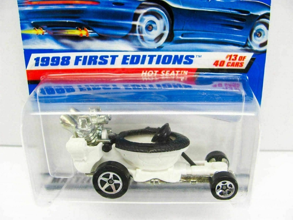 1 NEW Hot Wheels Die Cast Collectible - Hot Seat - 1998b