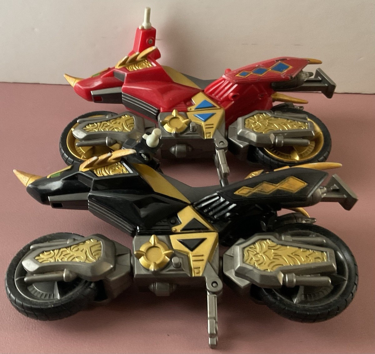 Thunder Bike With Red Ranger, POWER RANGERS, BANDAI 2231 Fonds Magasin Années 80