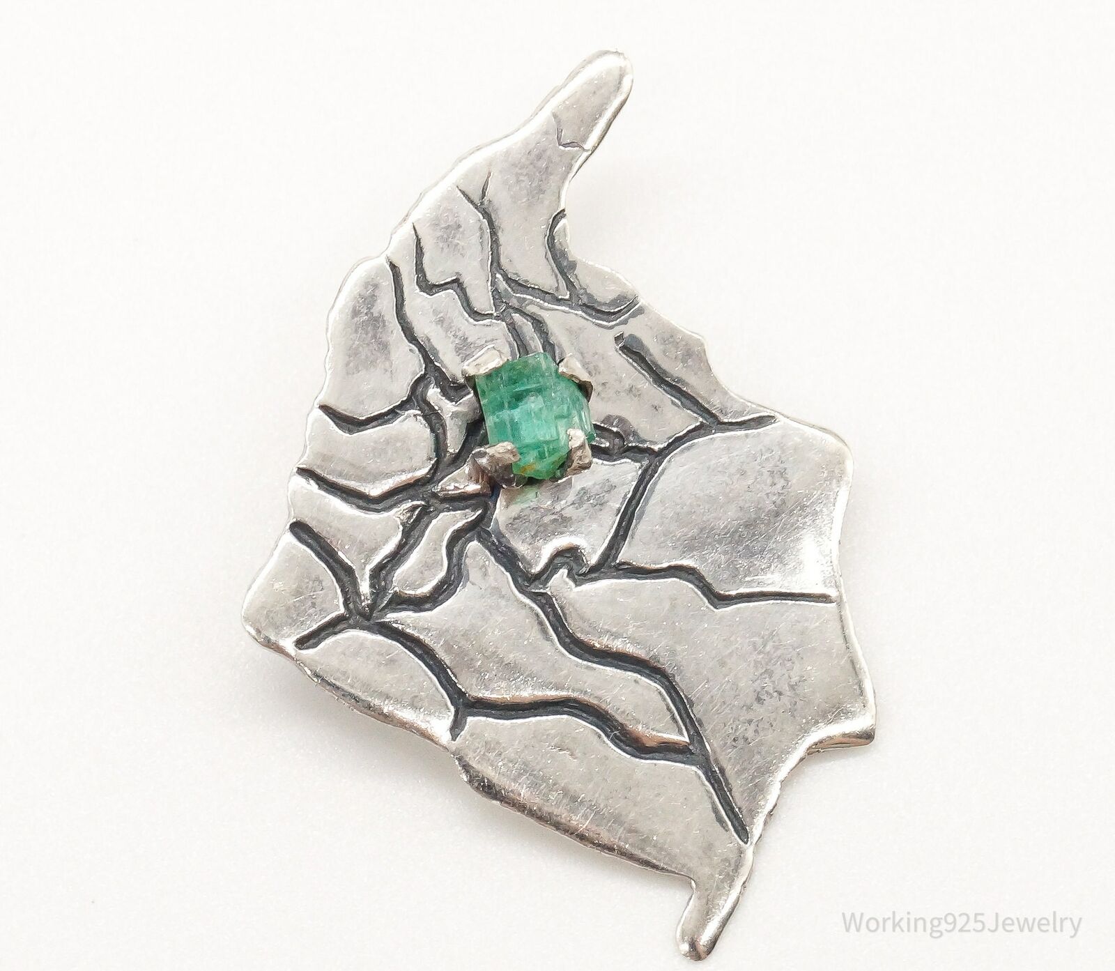 Antique Raw Emerald 900 Silver Brooch Pin - image 3