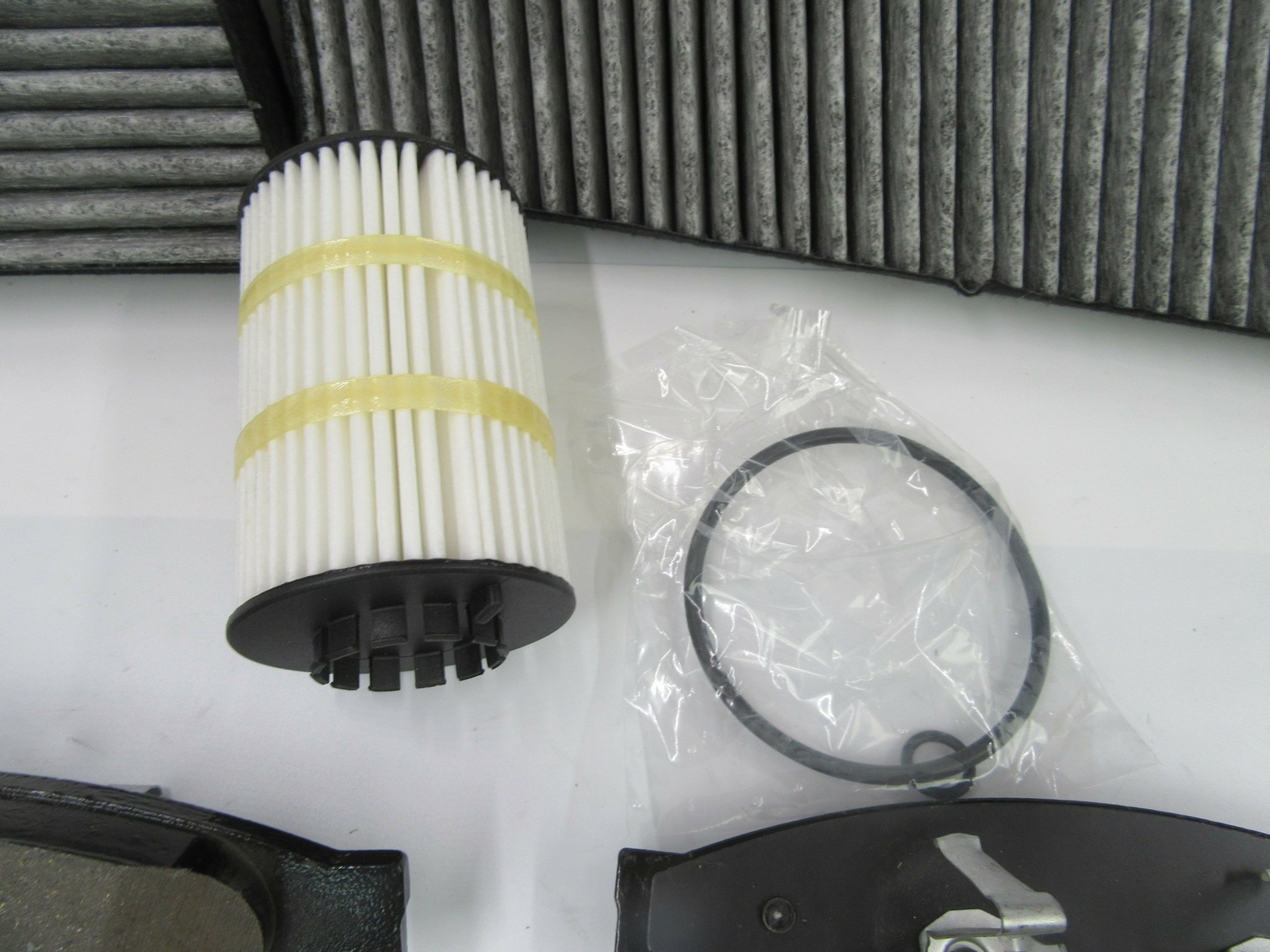 Bentley Continental Gt GTc Flying Spur V8 Service kit brake pads filters wiper 