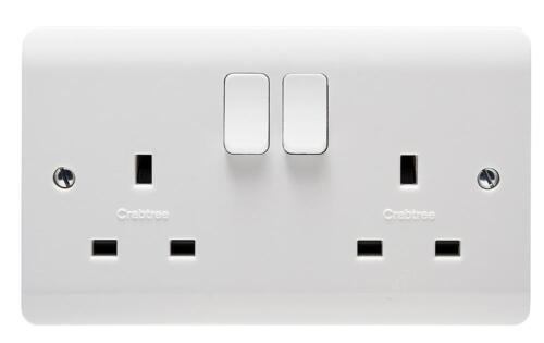 CRABTREE - Instinct 2 Gang, DP Switched Wall Socket, Dual Earth, 13A - Picture 1 of 1
