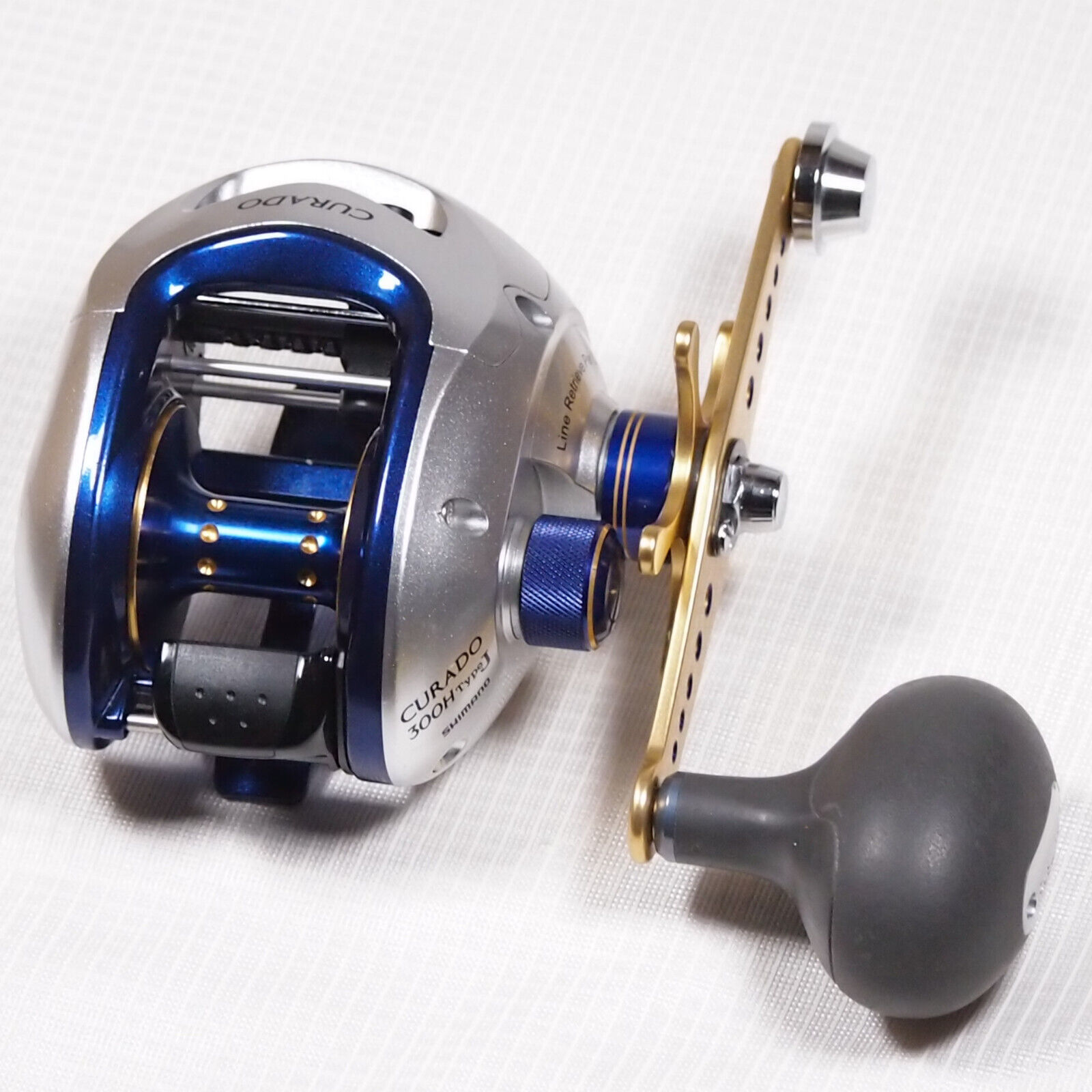 Shimano Curado 300 Type J Baitcast Reel Right Hand Japan Import