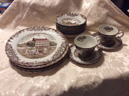 Used Heritage Hall Brown by JOHNSON BROTHERS Georgian Town house, 16 Pcs - Picture 4 of 7