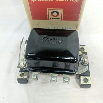 Delco Remy 1119286 Voltage Regulator 32V 18A Negative For Tractor and Industrial