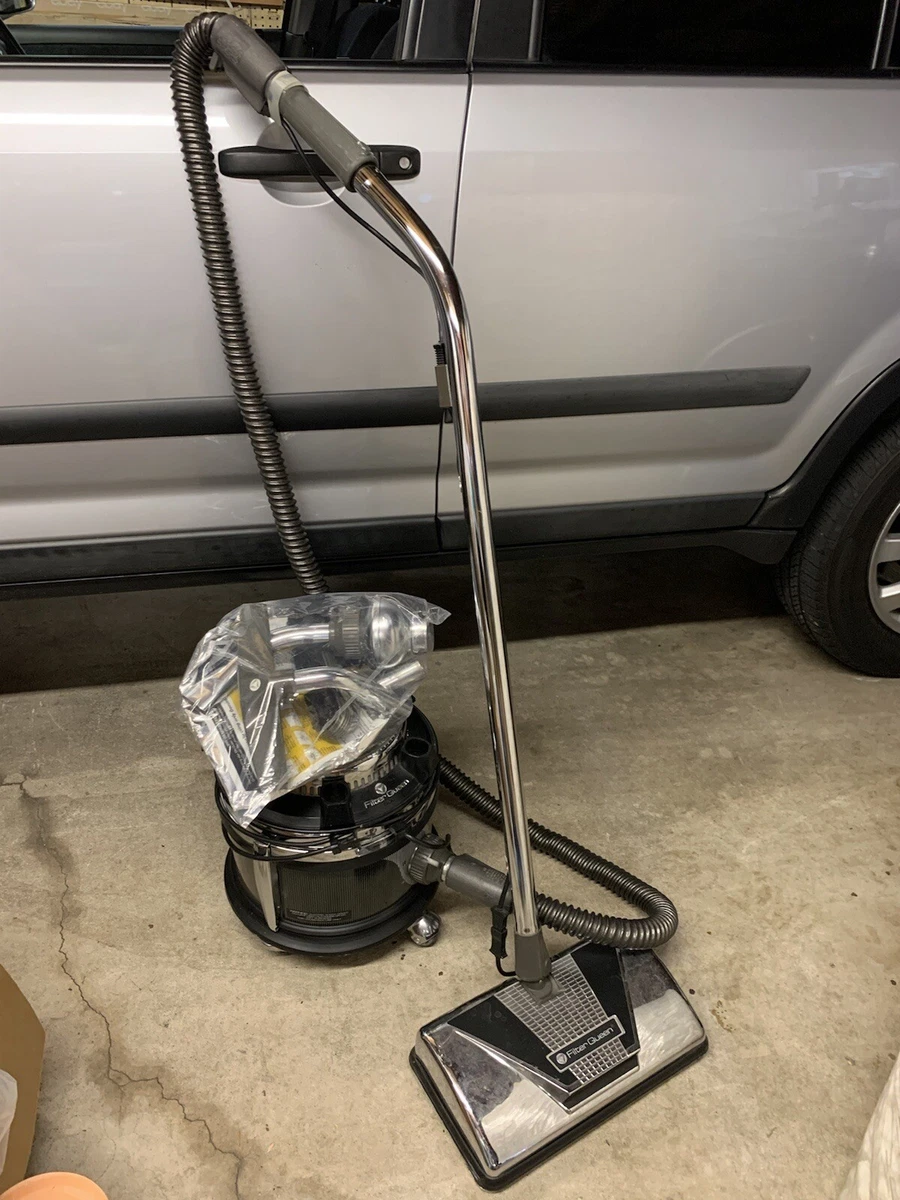 割引クーポン配布中!! デッドストック FILTER QUEEN 掃除機 ビンテージ