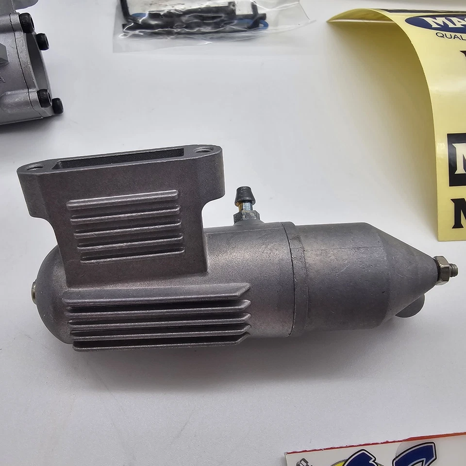 Magnum XLS 15 RC Aircraft Engine - Image 4 of 4