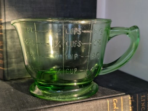Hazel Atlas Green Depression Glass Measuring Cup Pint With Cups & Ounces
