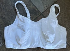 Champion 42-44D/DD White Distance Underwire Sports Bra #B1094 Discontinued