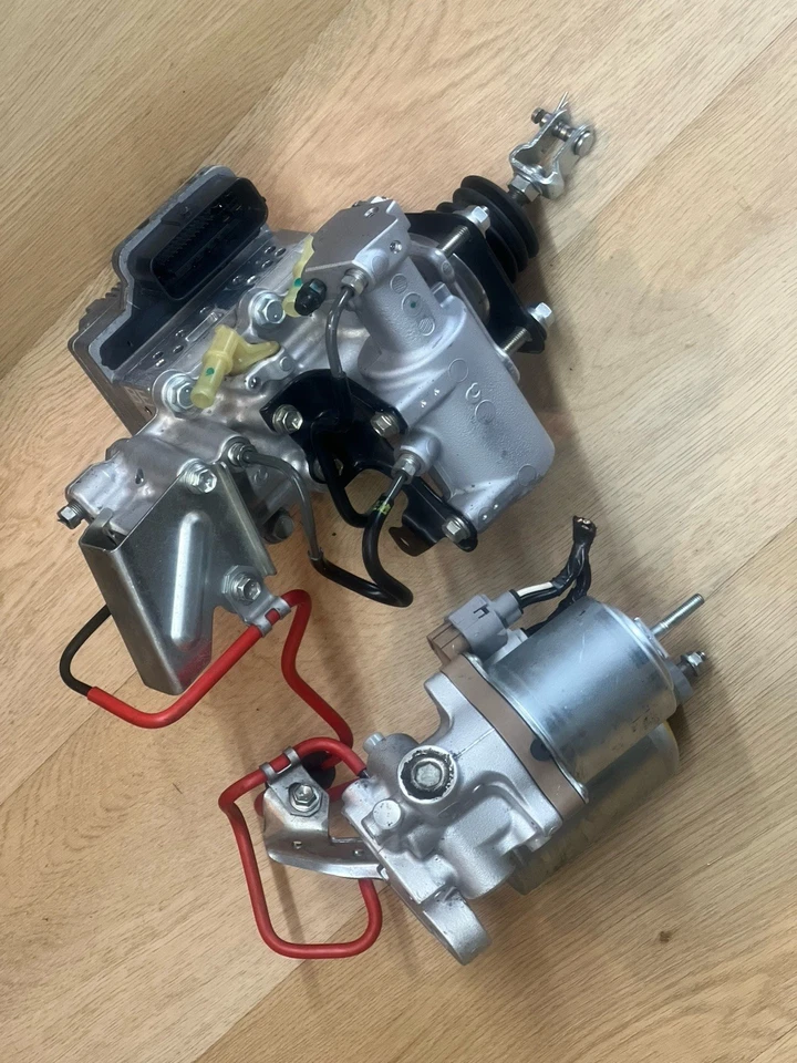 Toyota Prius 2010-2015 freno antibloqueo abs bomba unidad cilindro maestro 47210-52310 Foto 3 de 4