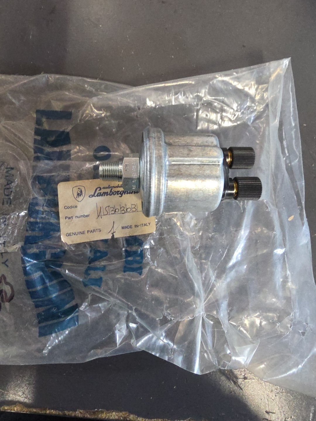 Lamborghini Diablo Oil Pressure Sensor , Gauge Sender Sending Unit NEW GENUINE