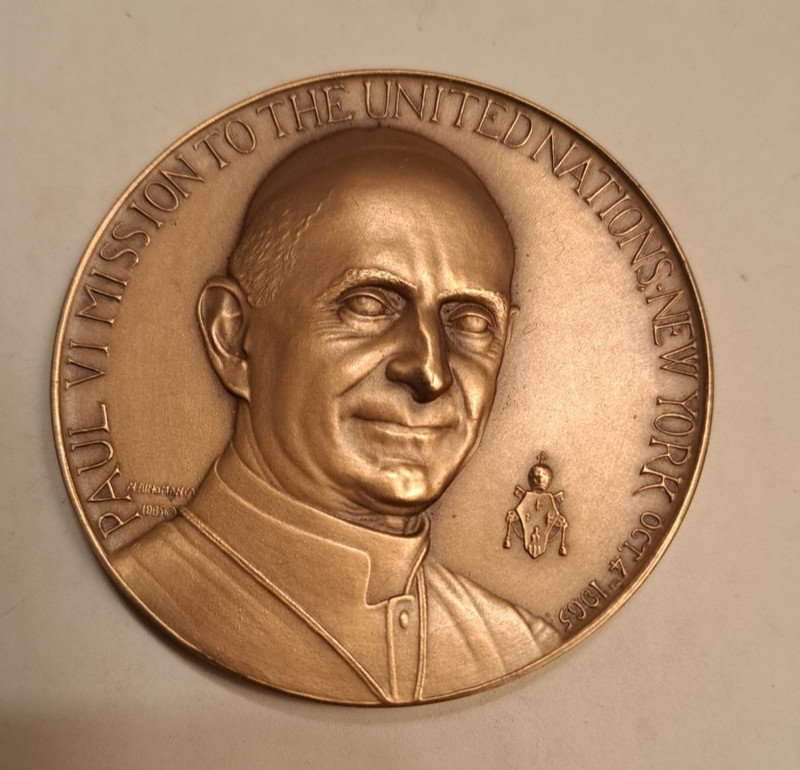 1965 vtg catholic Pope Paul VI mission United Nations 3.88 ounce token bronze