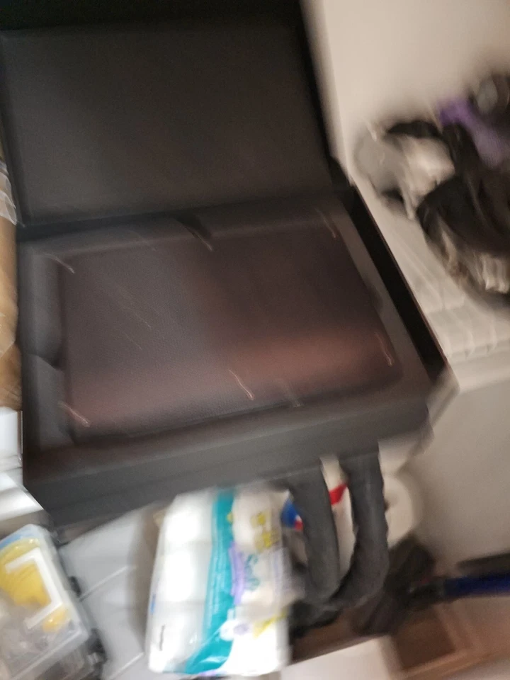 Hades Canyon Nuc - Imagem 2 de 2