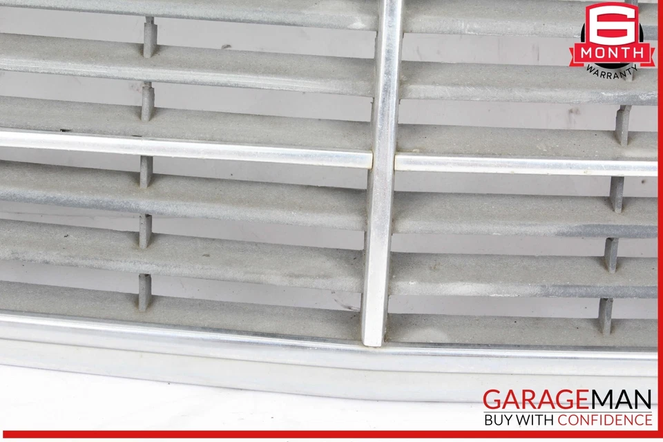 Painel de tampa de acabamento de grade de radiador dianteiro 98-00 Mercedes W202 C230 2028880323 fabricante de equipamento original - Imagem 4 de 4