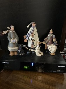 williraye studio collectibles christmas Carollers