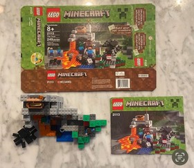 Lego Sets 21125 21113 21114 - Minecraft - COMPLETE w/ box & manuals + misc Figs