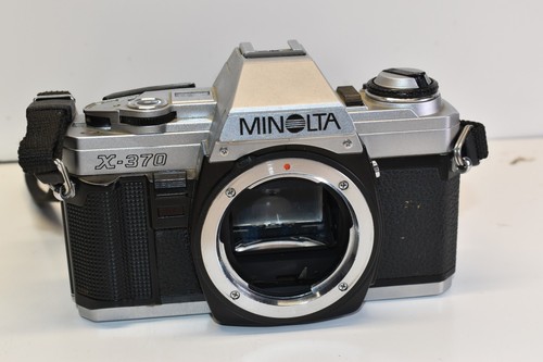 Minolta X-370 35mm SLR Film Camera With Osawa MC 1:4.5 80-205mm Macro Lens - Picture 9 of 11