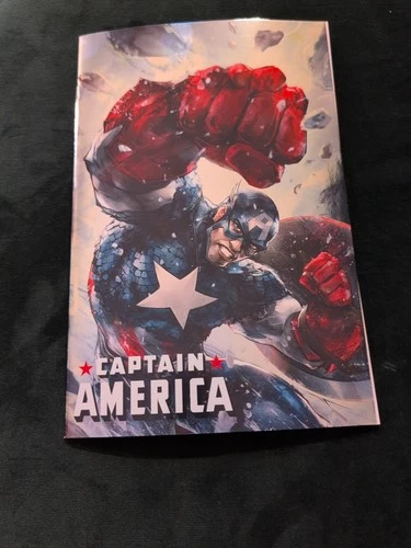 CAPTAIN AMERICA #6 FOIL VARIANT 1