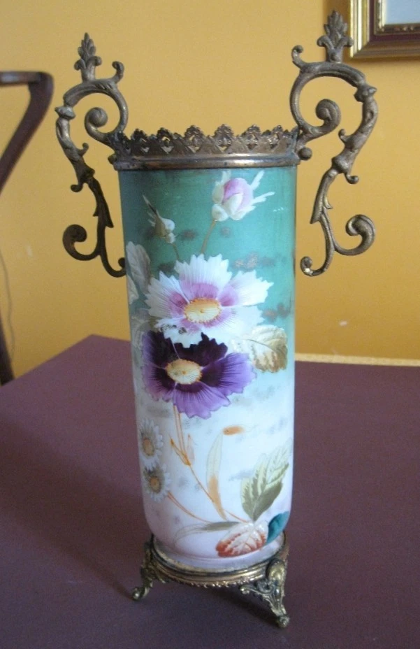ANCIEN VASE STYLE amphore de porcelaine bleu Bronze Dorée Et Médailler