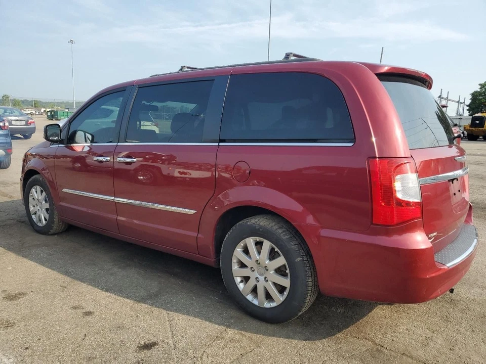 Conjunto de filtro de aire usado se adapta a: Chrysler Town & Country 2012 grado A Foto 2 de 4