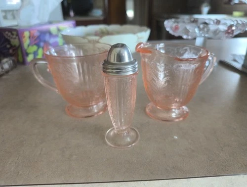 Federal Patrician Spoke Pink Glass Creamer Open Sugar Depression Glass Vintage
